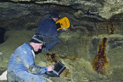 Using VIY3 ground penetrating radar in caves